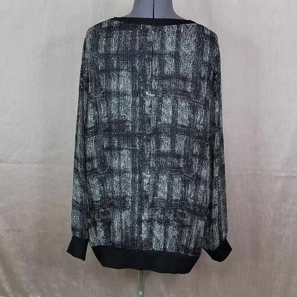 LANE BRYANT Black and‎ White Semi Sheer Blouse - Picture 8 of 9